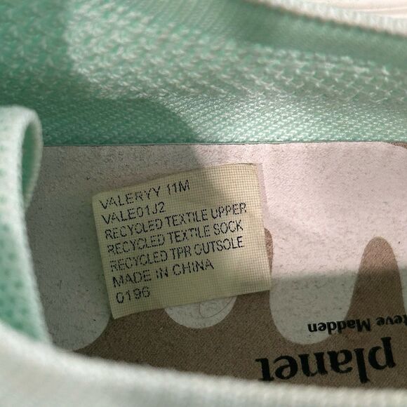 Steve Madden Sneakers Women’s Size 11 Mint Green Cool Planet VALERYY Tie-Up - Picture 6 of 12